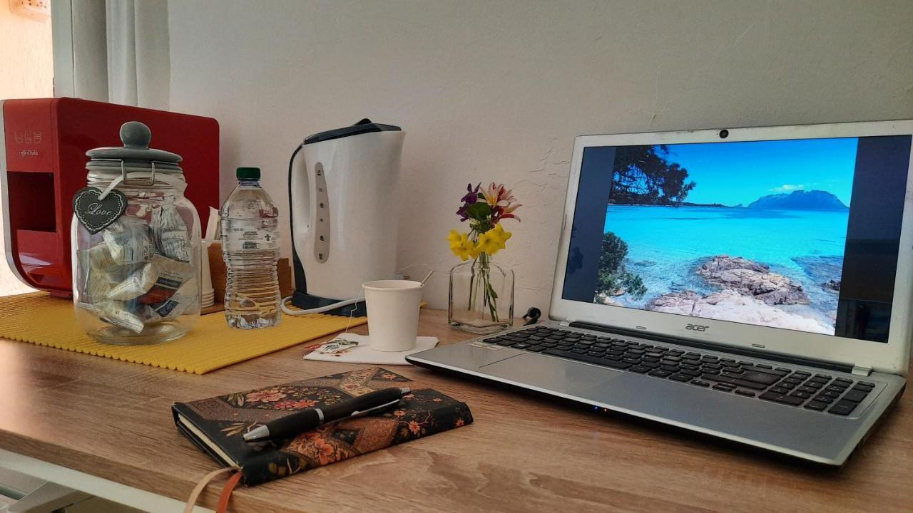 Flamingo Guest House- Rooms Olbia Buitenkant foto