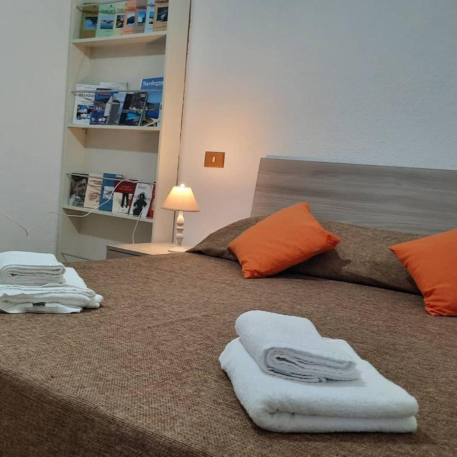 Flamingo Guest House- Rooms Olbia Buitenkant foto